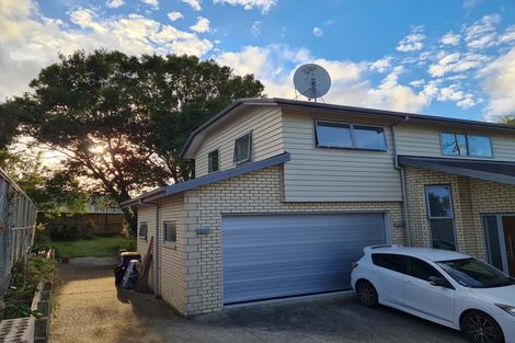 Photo of property in 2/16 Benders Avenue, Hillcrest, Auckland, 0627