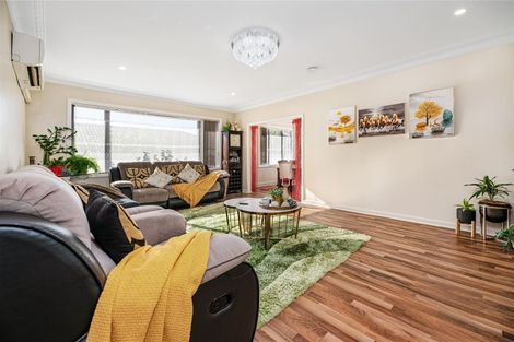 Photo of property in 82 Metcalfe Road, Ranui, Auckland, 0612