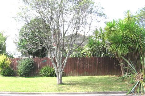 Photo of property in 2/5 Putney Place, Ranui, Auckland, 0612