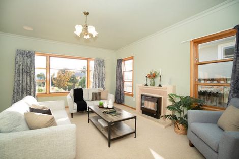 Photo of property in 6 Swansea Street, Hokowhitu, Palmerston North, 4410