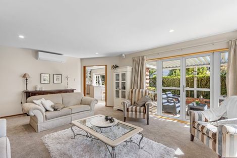 Photo of property in 2/43 Dee Street, St Albans, Christchurch, 8014