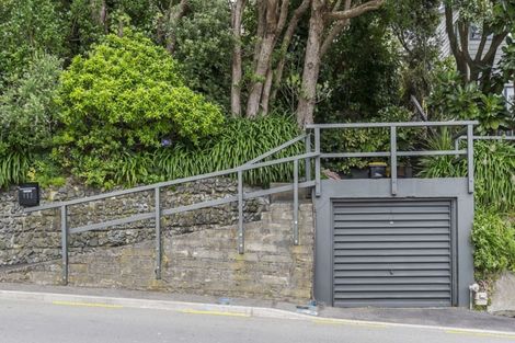 Photo of property in 132 Onslow Road, Khandallah, Wellington, 6035