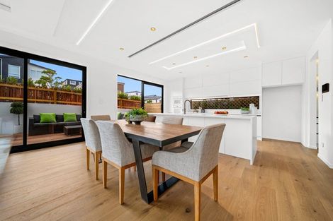 Photo of property in 34 Kumukumu Road, Long Bay, Auckland, 0630