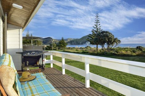 Photo of property in 11 Moana Drive, Mahia, 4198