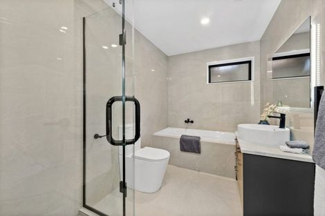 Photo of property in 14 Hughs Way, Flat Bush, Auckland, 2019