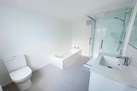 Photo of property in 1/5 Folkestone Street, Murrays Bay, Auckland, 0630