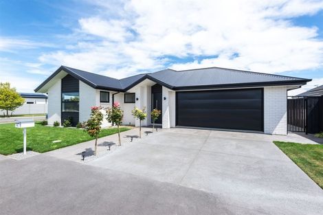 Photo of property in 9 Leader Street, Marshland, Christchurch, 8083