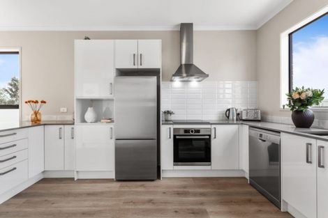 Photo of property in 22 Peihana Road, Hobsonville, Auckland, 0616