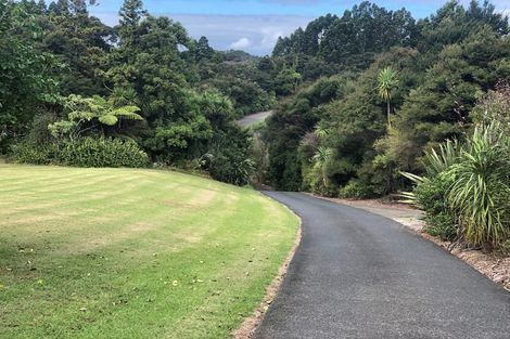 Photo of property in 152n Parker Road, Oratia, Auckland, 0604