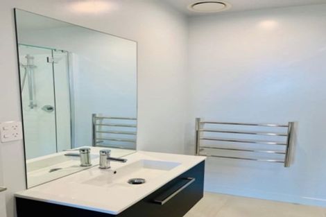 Photo of property in Frank Sargeson Apts, 206/80 Anzac Street, Takapuna, Auckland, 0622