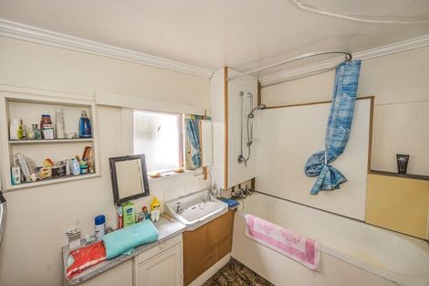 Photo of property in 103 Bledisloe Street, Kurow, 9435