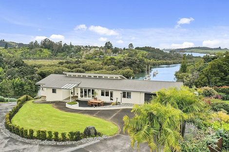 Photo of property in 54 Riverview Road, Kerikeri, 0230