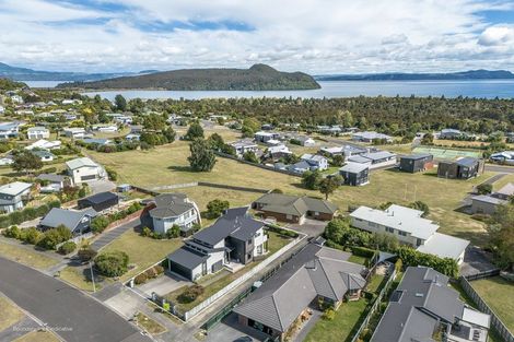 Photo of property in 72 Kahotea Drive, Motuoapa, Turangi, 3382