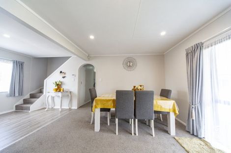 Photo of property in 32b Somerset Crescent, Highbury, Palmerston North, 4412