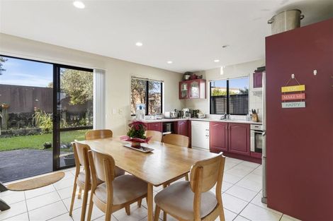 Photo of property in 34 Bleakhouse Road, Howick, Auckland, 2014