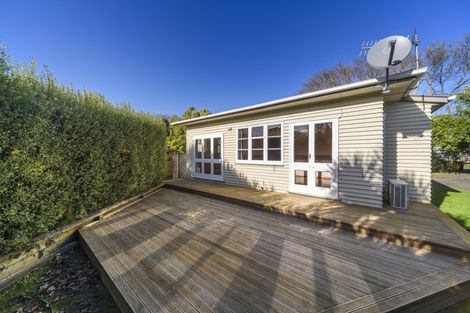 Photo of property in 6 Nathan Place, West End, Palmerston North, 4412