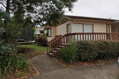 Photo of property in 49 Lavery Place, Sunnynook, Auckland, 0632