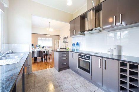 Photo of property in 61 Glenvar Road, Torbay, Auckland, 0630