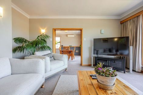 Photo of property in 5 Chamberlain Street, Dannevirke, 4930