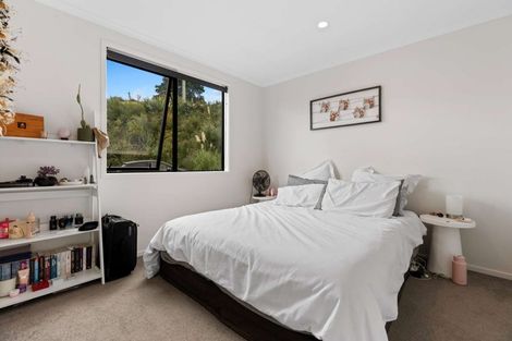 Photo of property in 10 Wrybill Way, Welcome Bay, Tauranga, 3112