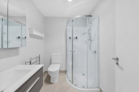 Photo of property in 15/11 Ray Small Drive, Papakura, 2110