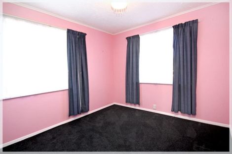 Photo of property in 11 Norfolk Street, Levin, 5510