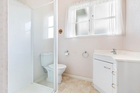 Photo of property in 18 Fulljames Avenue, Mount Roskill, Auckland, 1041