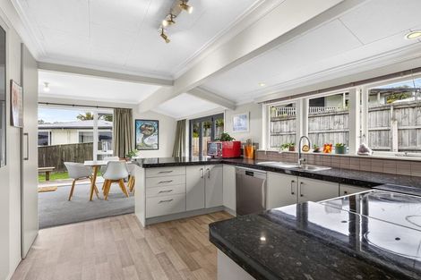 Photo of property in 99 Gillies Avenue, Taupo, 3330