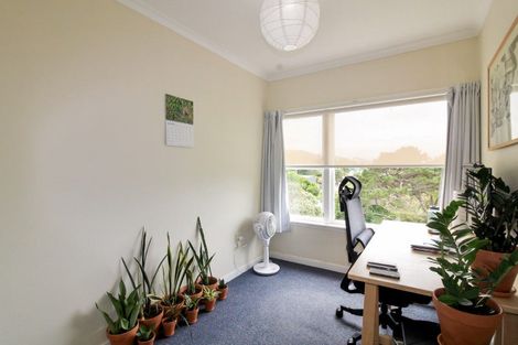 Photo of property in 61b Mortimer Terrace, Brooklyn, Wellington, 6021