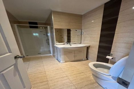 Photo of property in 3b Harrington Road, Henderson, Auckland, 0610