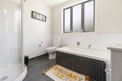 Photo of property in 8 Lewer Street, Karori, Wellington, 6012