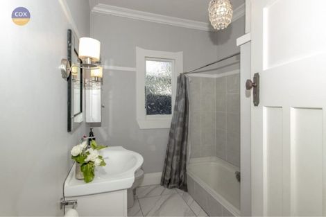 Photo of property in 15 Taradale Road, Marewa, Napier, 4110