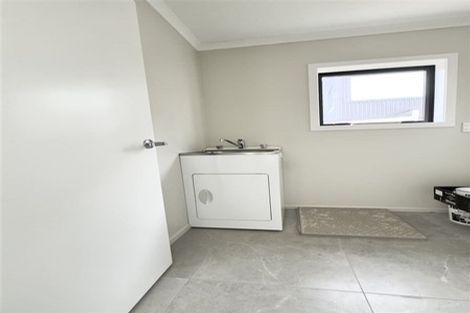 Photo of property in 4 Swinton Place, Churton Park, Wellington, 6037