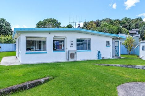 Photo of property in 27 Marlin Place, Whiritoa, Whangamata, 3691
