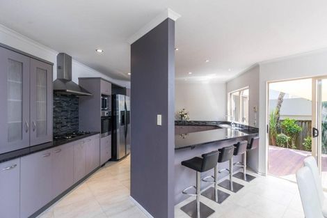 Photo of property in 84a Aberdeen Road, Campbells Bay, Auckland, 0620