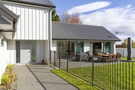 Photo of property in 112 Harakeke Drive, Wharewaka, Taupo, 3330