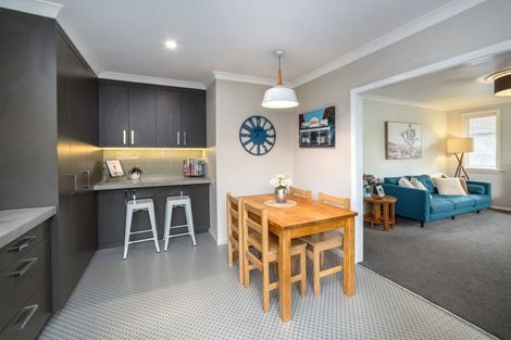 Photo of property in 21 Brooklyn Road, Carterton, 5713