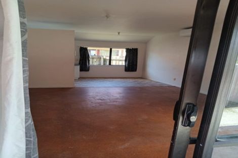 Photo of property in 137 Russell Road, Manurewa, Auckland, 2102