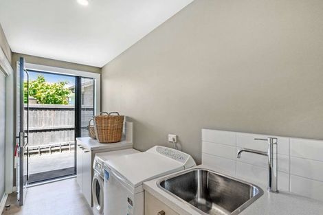 Photo of property in 17 Churchill Drive, Rangiora, 7400