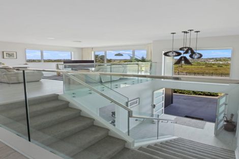 Photo of property in 138 Arran Point Parade, Orewa, 0931