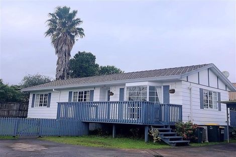 Photo of property in 1/13 De Quincey Terrace, Highland Park, Auckland, 2010