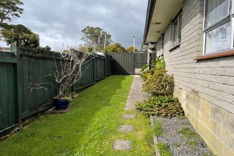 Photo of property in 311 Avonhead Road, Avonhead, Christchurch, 8042