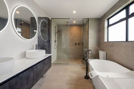 Photo of property in 117a Lake Crescent, Hamilton Lake, Hamilton, 3204