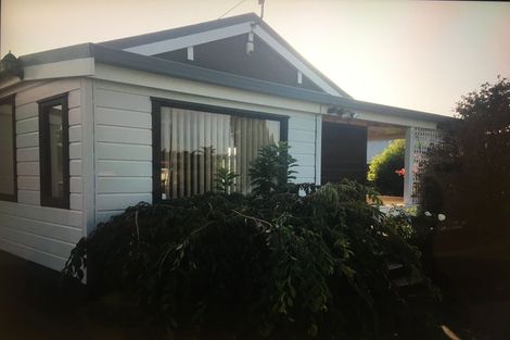 Photo of property in 6 Dana Place, Somerville, Auckland, 2014