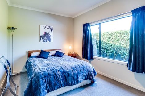 Photo of property in 30 Delta Mews Place, Clive, 4102