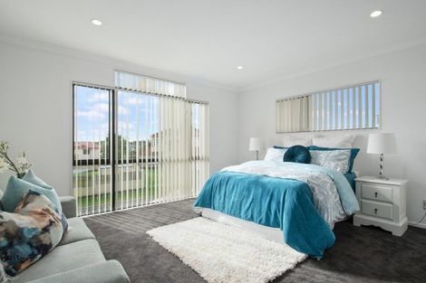 Photo of property in 3 Parani Court, Te Atatu Peninsula, Auckland, 0610