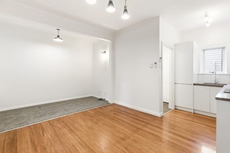 Photo of property in 89 Cambridge Terrace, Waterloo, Lower Hutt, 5011