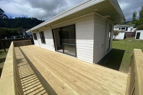 Photo of property in 12 Kennedy Grove, Stokes Valley, Lower Hutt, 5019