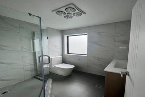 Photo of property in 35c Cedar Heights Avenue, Massey, Auckland, 0614