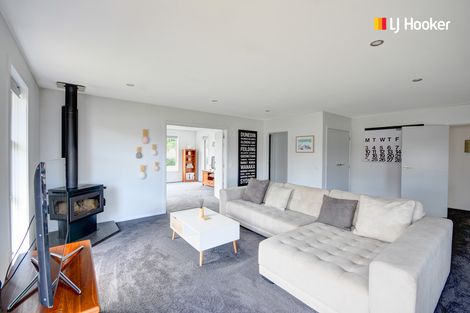 Photo of property in 8 Roblyn Place, Mosgiel, 9024